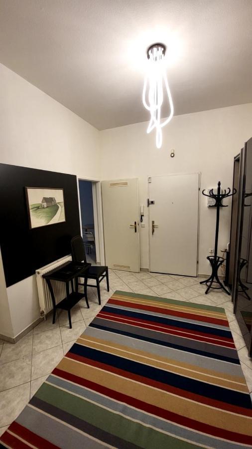 Schoene Altbauwohnung Wien Zentrum Brigittenauer Laende 32 Bagian luar foto